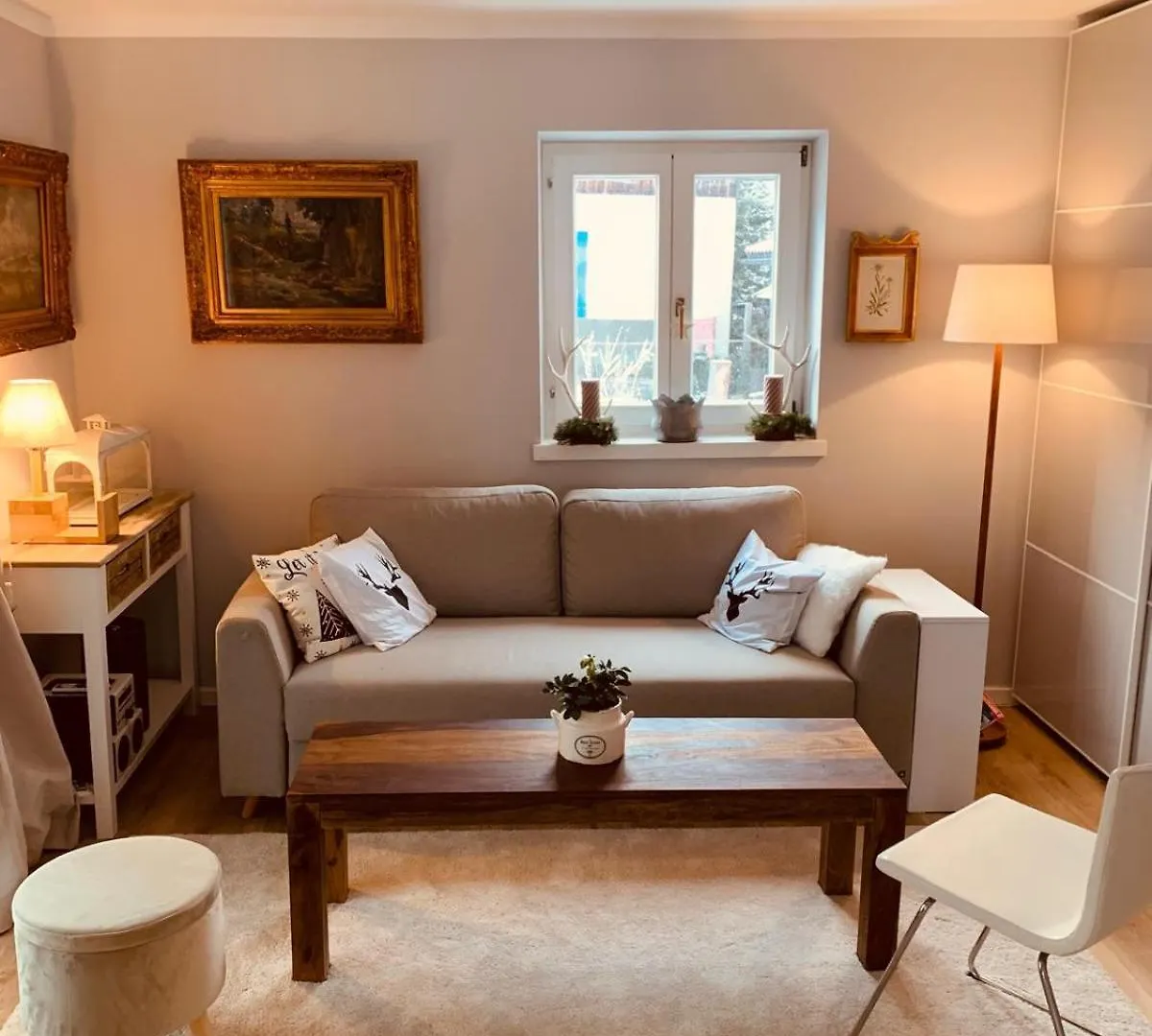Das Edelweiss Apartment By Ala Living - Stilvoll Urlauben Mit Traumhaftem Ausblick, Sonnenterrasse, 200M Zur Zugspitzbahn! غرينو
